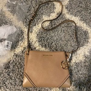 Michael Kors Nicole crossbody